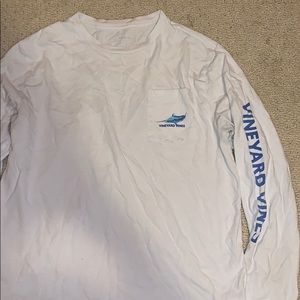 Boys Large vineyard vines long sleeve t-shirt